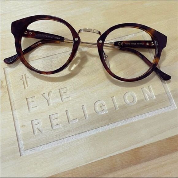 RetroSuperFuture Panama Classic Tortoise Shell Glasses - Picture 2 of 2